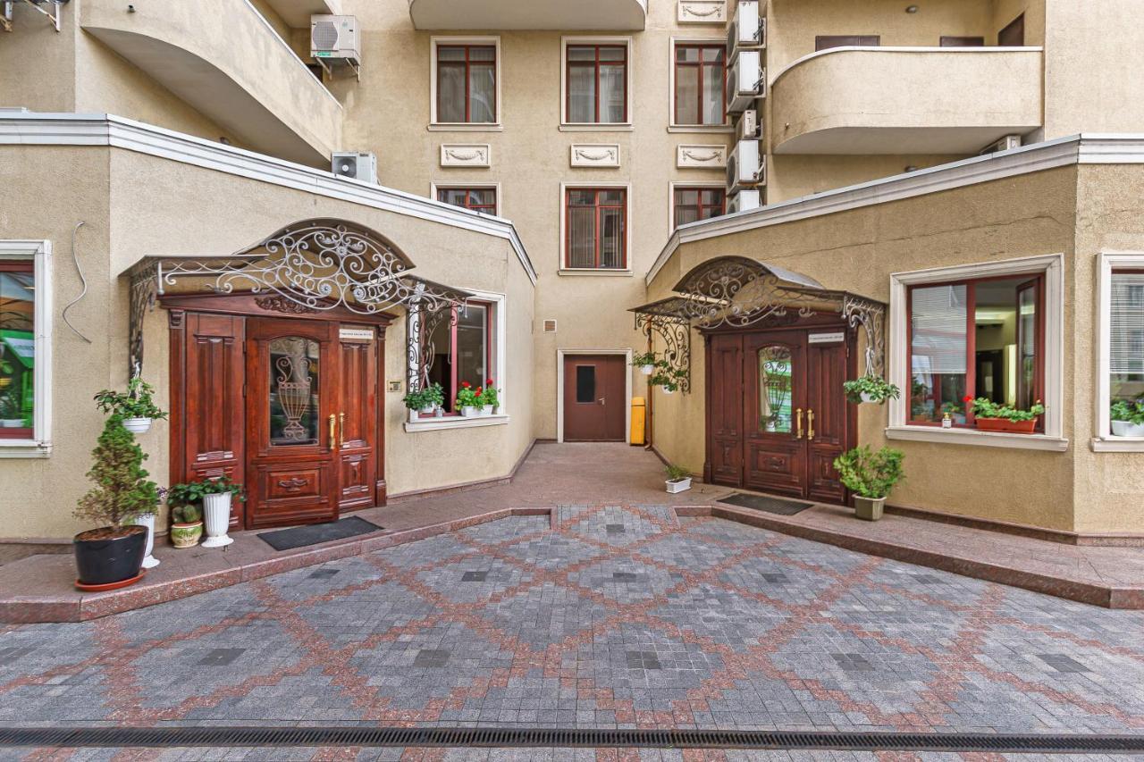 Greek Street Deluxe Apartment 敖德萨 外观 照片